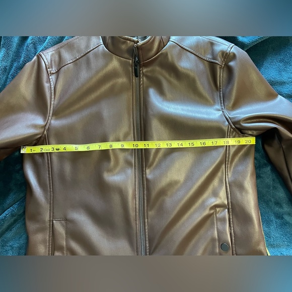 Michael Strahan spring/fall jacket.  Medium, slim fit, waterproof PU fabric - Picture 6 of 6